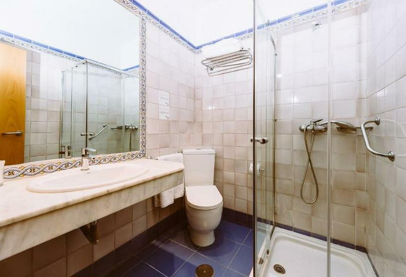 اتاق اکونومی, Basic Hotel Doña Manuela