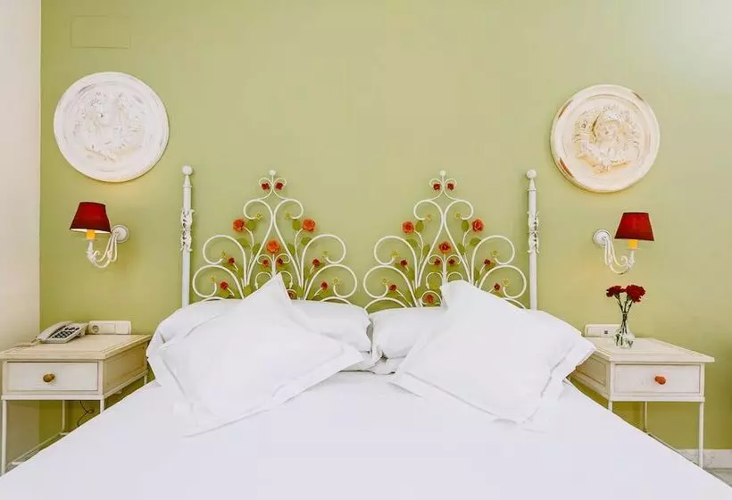 Superior Room with Terrace, Basic Hotel Doña Manuela
