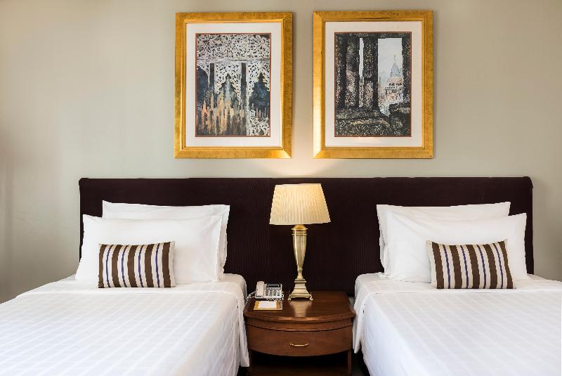 Deluxe Room Lake View, Chatrium Royal Lake Yangon