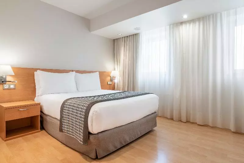 اتاق استاندارد, Exe Puerta San Pedro
