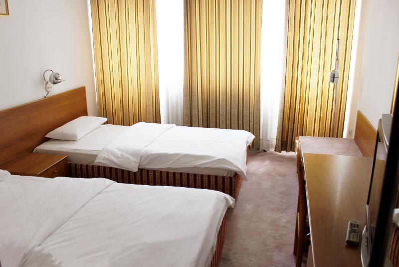 اتاق استاندارد, Grand