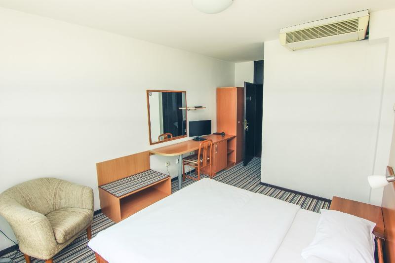 اتاق سوپریور, Grand