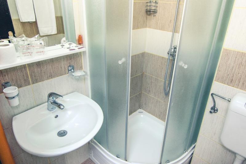 اتاق سوپریور, Grand