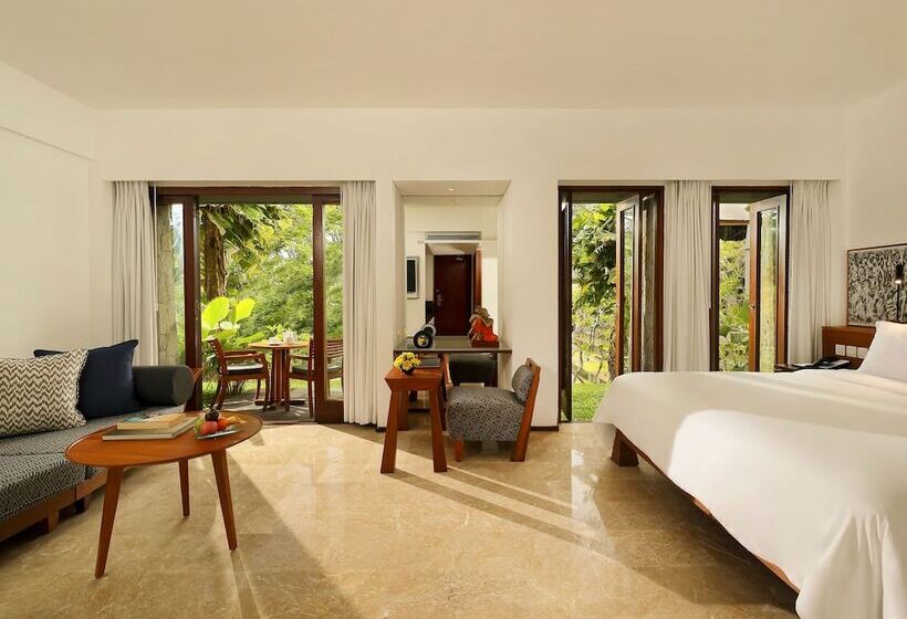 キングサイズベッドのスイートルーム, Maya Ubud Resort & Spa