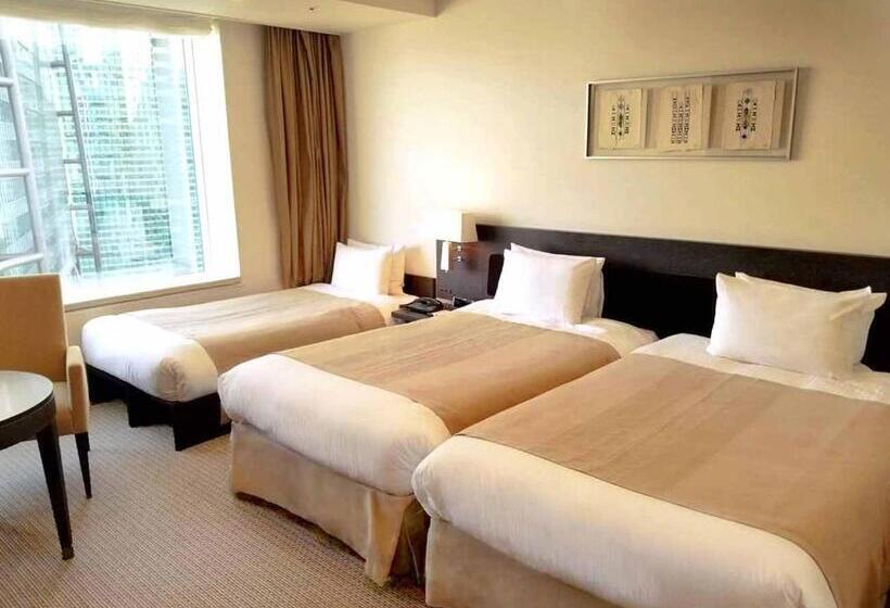 デラックストリプルルーム, Park Hotel Tokyo