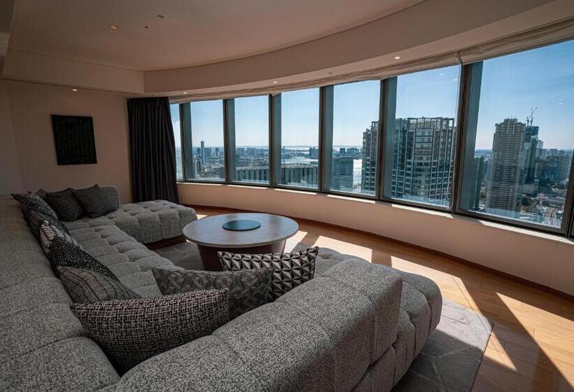 Люкс, Park Hotel Tokyo