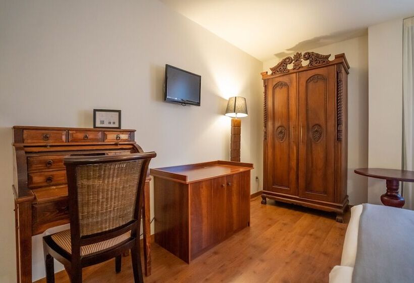 Номер Стандарт, Torres De Somo