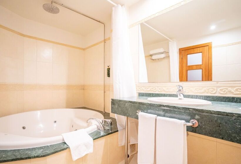 Полулюкс Повышенной Комфортности, Torres De Somo