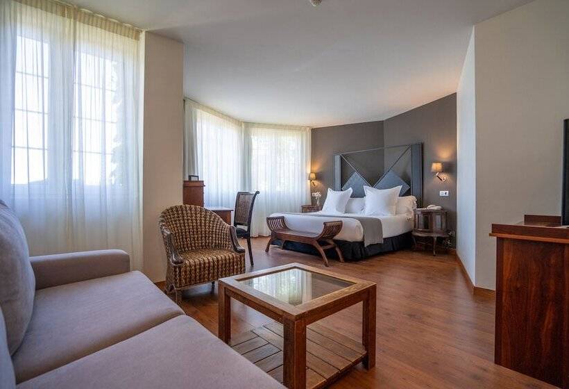 Полулюкс Повышенной Комфортности, Torres De Somo