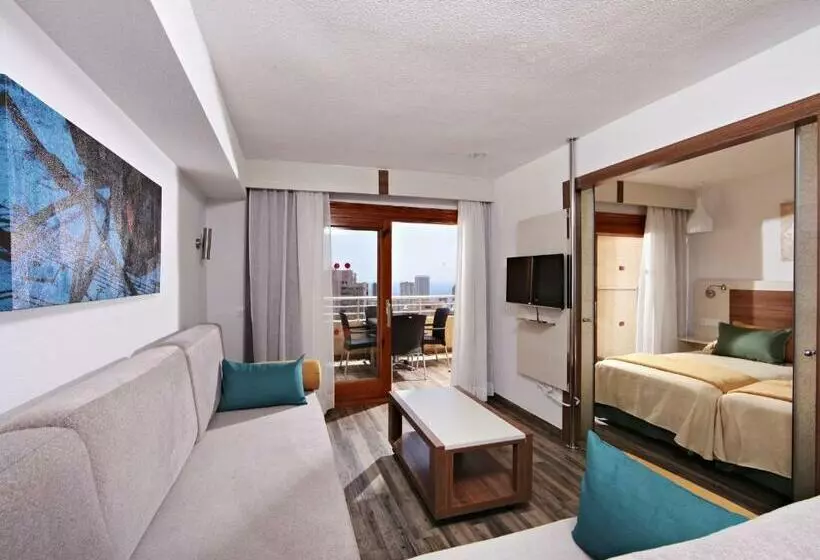 プールビュースイート, Sandos Benidorm Suites