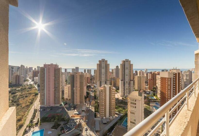 اتاق استاندارد سه نفره, Sandos Benidorm Suites