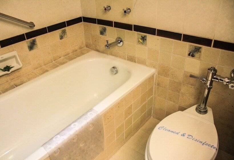 Номер Superior, Seaview Patong Hotel   Sha Plus