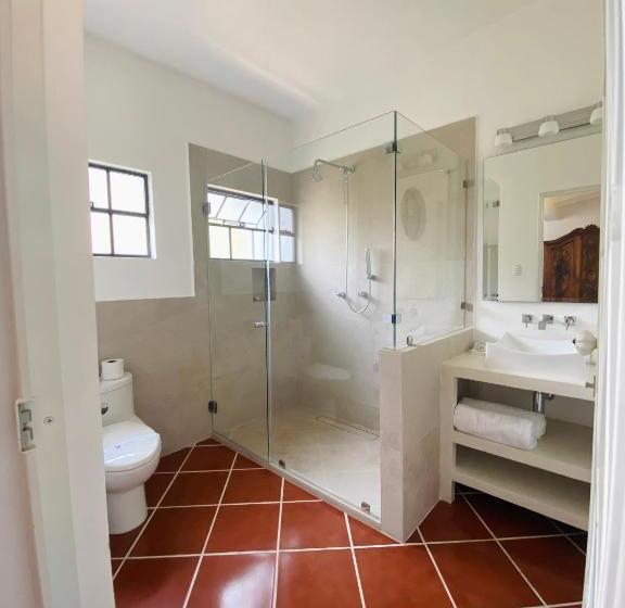 اتاق لوکس با تخت بزرگ, Spa Posada Tlaltenango