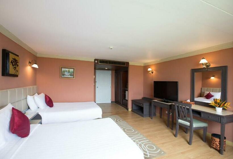 이그제큐티브 룸 킹사이즈 침대, The Imperial Hotel & Convention Centre Phitsanulok