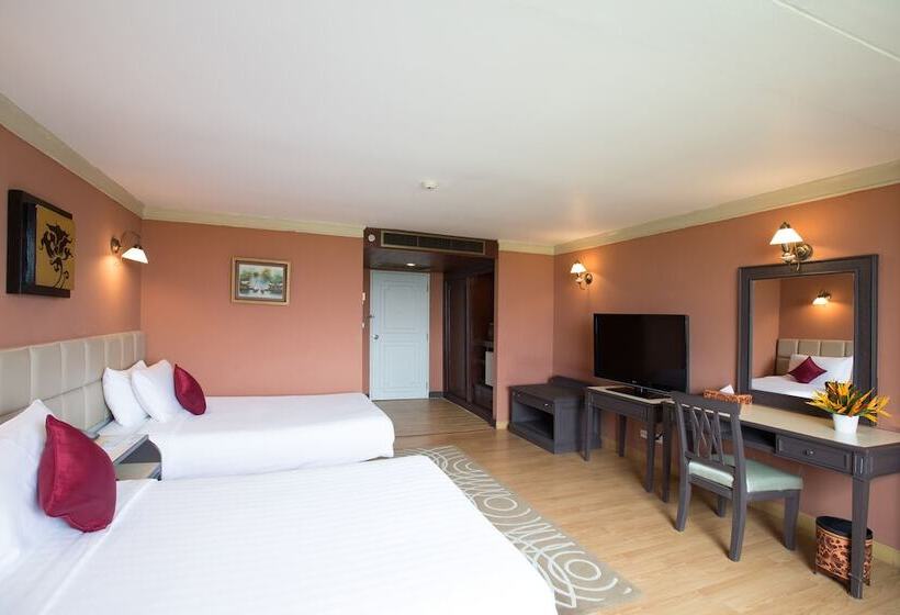 디럭스 룸, The Imperial Hotel & Convention Centre Phitsanulok