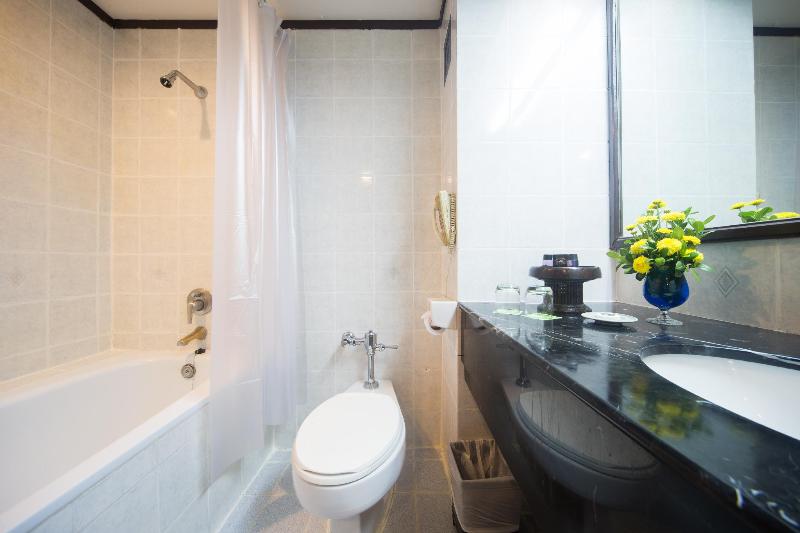 디럭스 룸, The Imperial Hotel & Convention Centre Phitsanulok