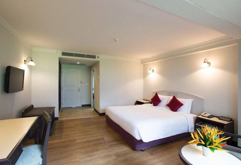 디럭스 룸, The Imperial Hotel & Convention Centre Phitsanulok