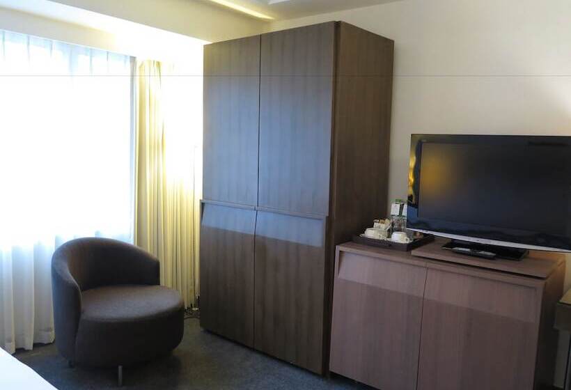 اتاق استاندارد, United