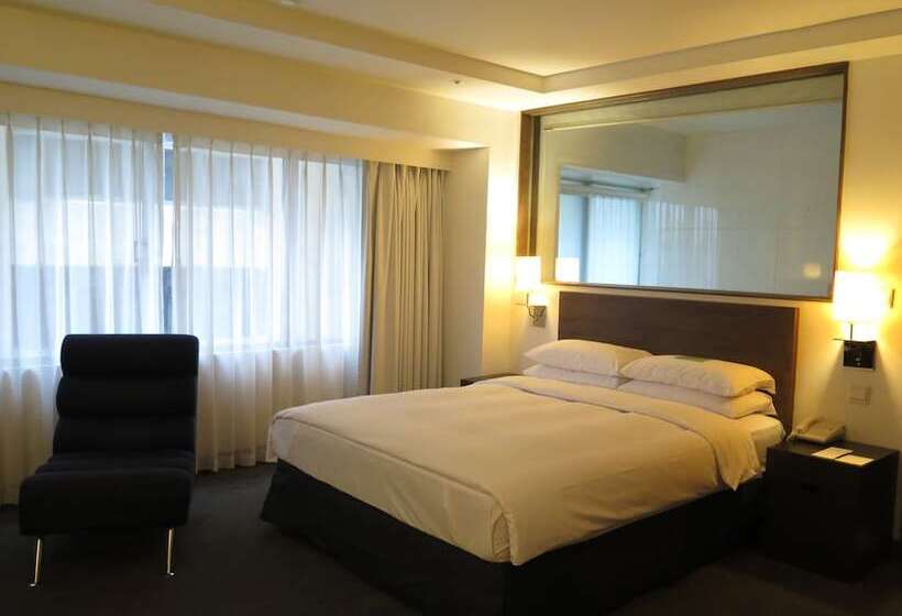 اتاق لوکس, United