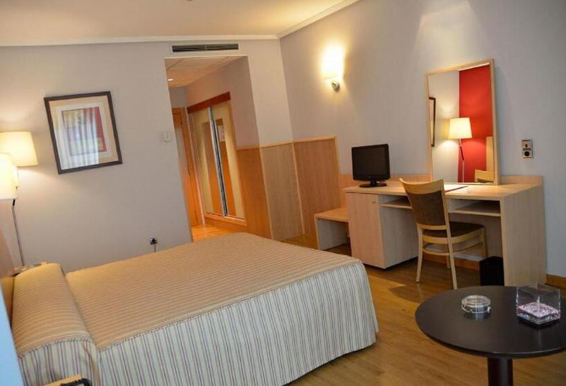 اتاق پرمیوم, Villa De Benavente