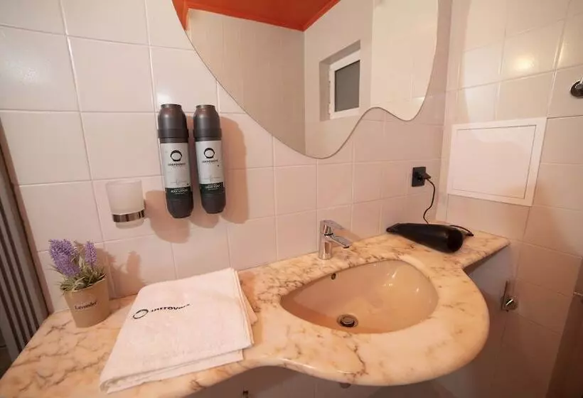 سوییت, Maria Luisa by Introvert Hotels