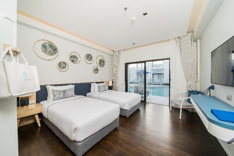 غرفة قياسية مطلّة علي حمام السباحة, Kram Pattaya