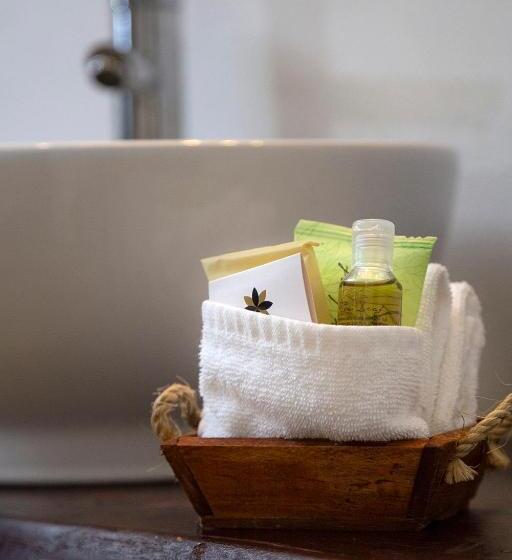 חדר קומפורט, Amar Inn