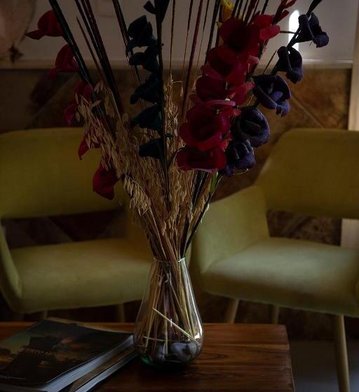 בונגלו סטנדרט עם נוף לגינה, Amar Inn