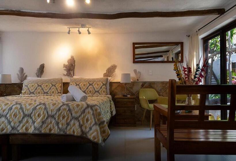 בונגלו סטנדרט עם נוף לגינה, Amar Inn