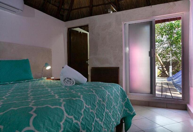 בקתה סופריור, Amar Inn