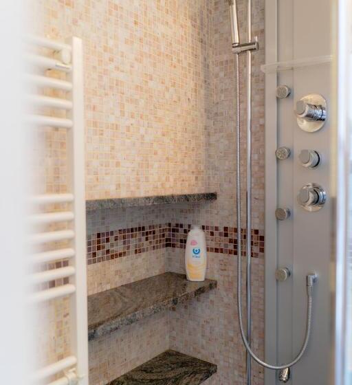 اتاق استاندارد, B&b Caterina