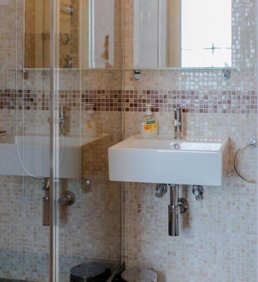 اتاق استاندارد, B&b Caterina