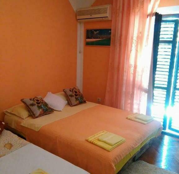 استودیوی استاندارد, Guest House Cinderella