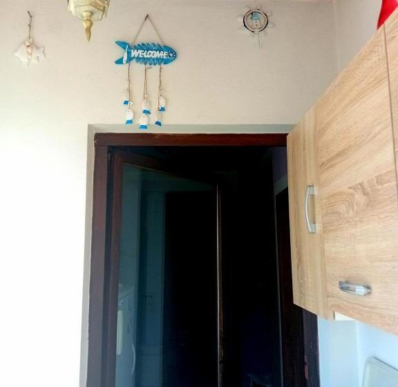 اتاق استاندارد چهار تخته, Guest House Cinderella