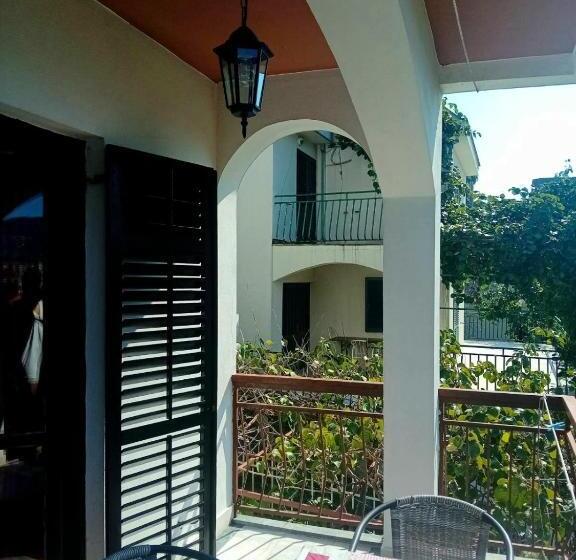 Triple Room Sea View, Guest House Cinderella