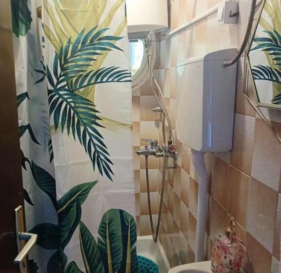 اتاق استاندارد یک نفره, Guest House Cinderella