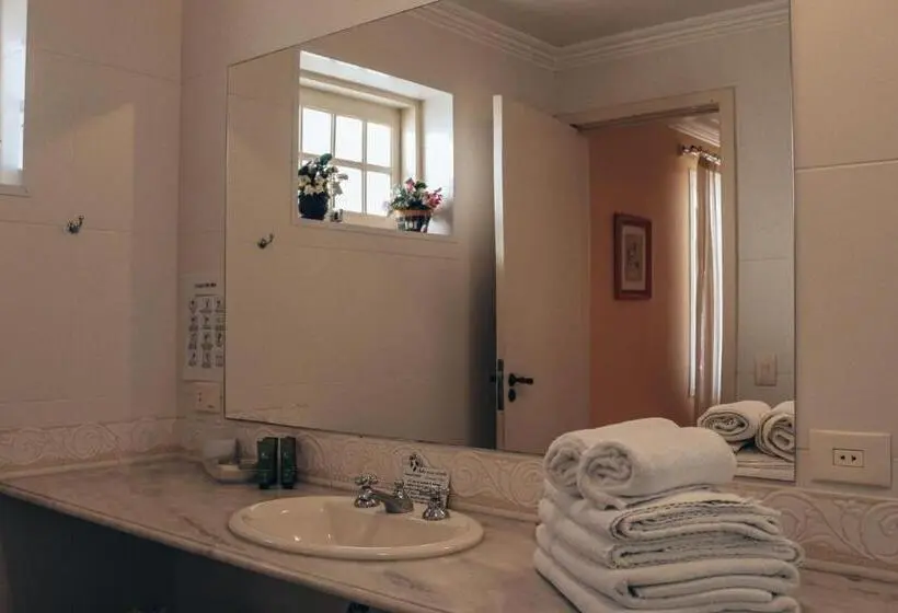 デラックスルーム, Pousada Casa Gialla Campos Do Jordao