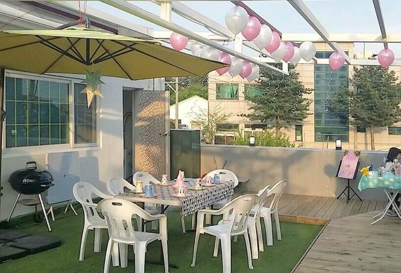 اتاق خانوادگی, Sokcho Wave Guest House