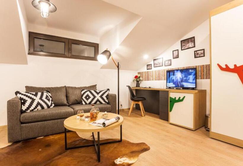 סוויטה משפחתית, Complex Vazrozhdentsi