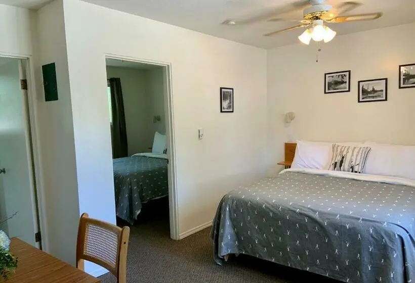 スタンダードルーム, Mountain Springs Motel