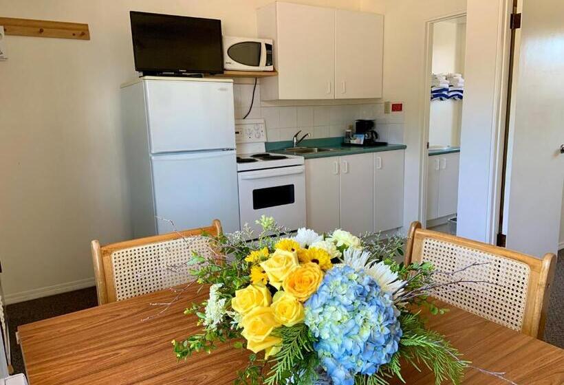 سوییت, Mountain Springs Motel