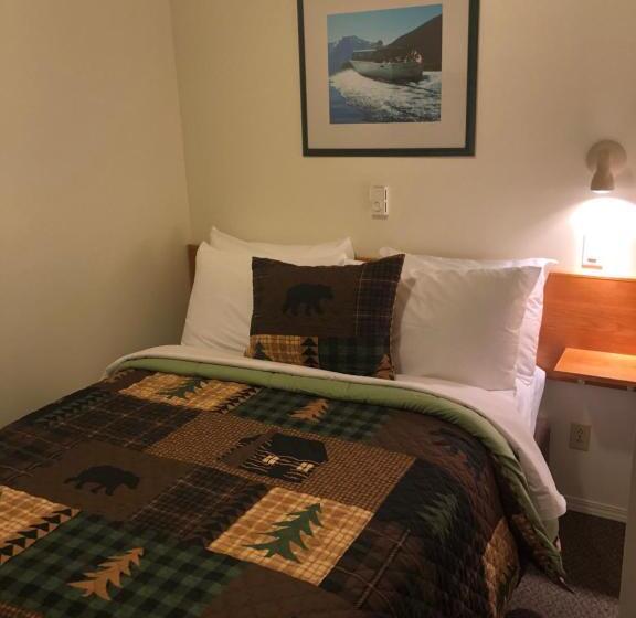 سوییت, Mountain Springs Motel