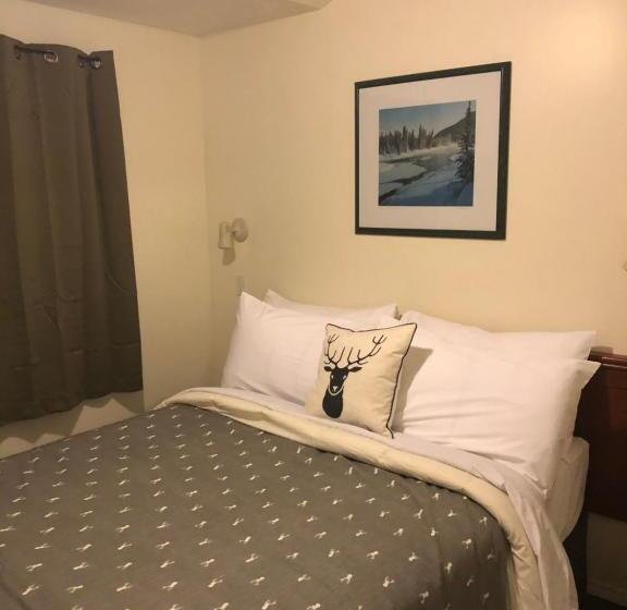 침실 2개 스위트, Mountain Springs Motel
