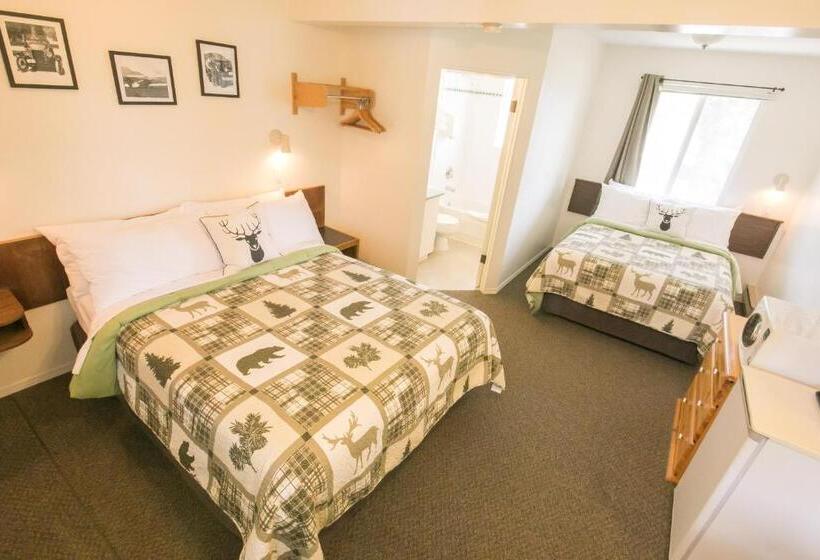 اتاق لوکس, Mountain Springs Motel