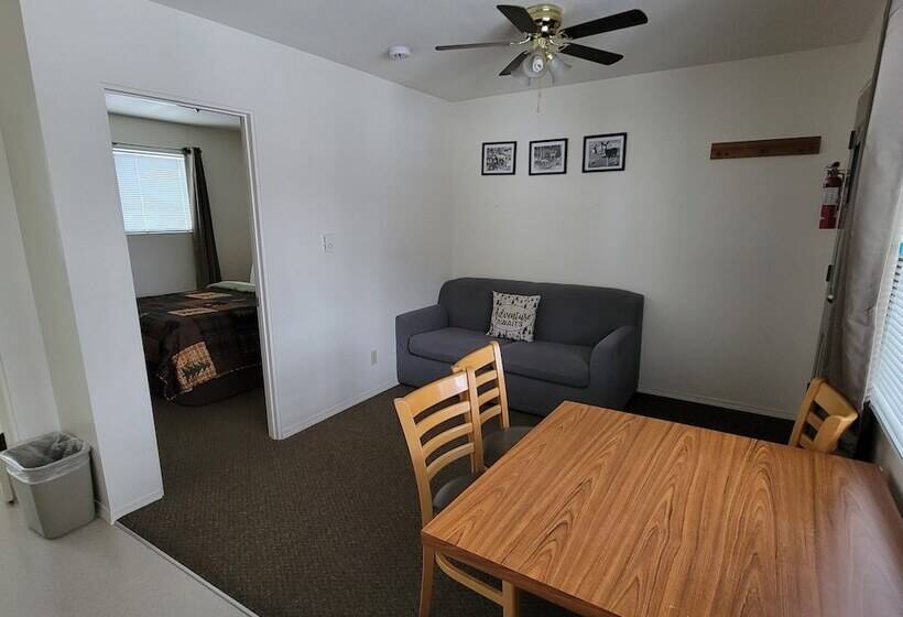 اتاق استاندارد, Mountain Springs Motel