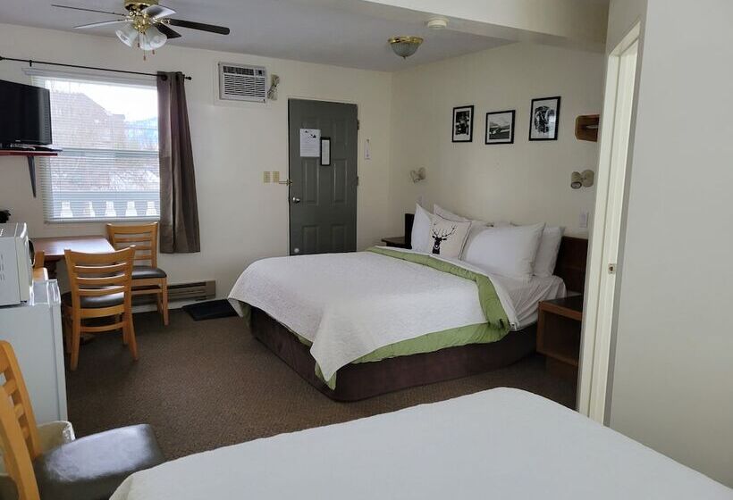 디럭스 룸, Mountain Springs Motel