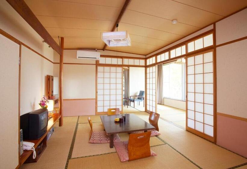 اتاق استاندارد با سرویس بهداشتی مشترک, Unzen Iwaki Ryokan