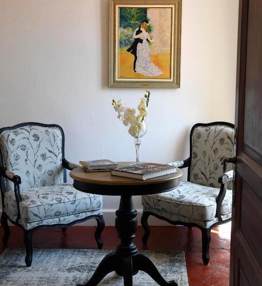 ガーデンビュースーペリアールーム, Bastide Des Demoiselles