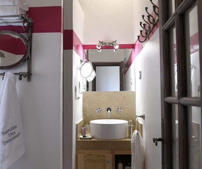 スーペリアールーム, Bastide Des Demoiselles