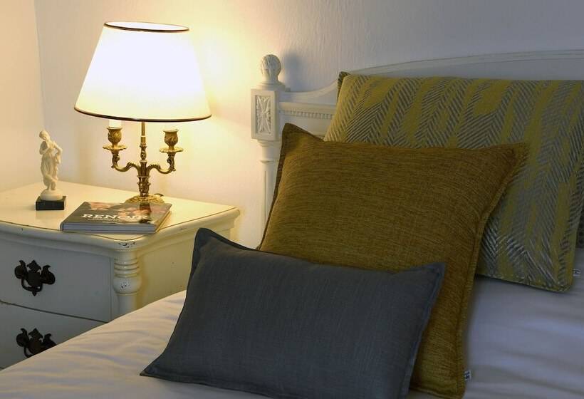 スーペリアールーム, Bastide Des Demoiselles